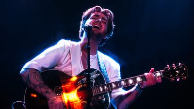 Alex Warren (CC BY 3.0 Mike M. Cohen)